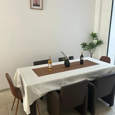 Maison 4 Et 4 Grands Lits Льеж
